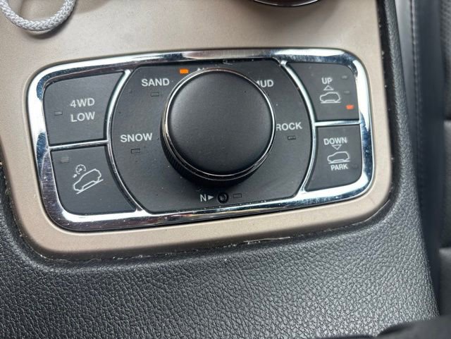 Used 2014 Jeep Grand Cherokee Summit AWD/4WD image 20