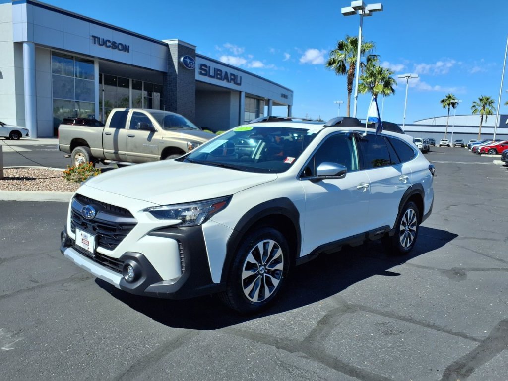 Used 2024 Subaru Outback Touring AWD/4WD image 8