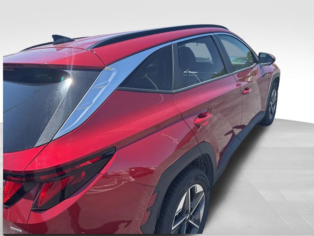 Used 2025 Hyundai Tucson SEL AWD/4WD image 11