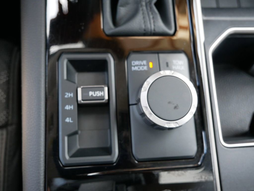 Used 2024 Toyota Tundra Limited w/ Power Package AWD/4WD image 24