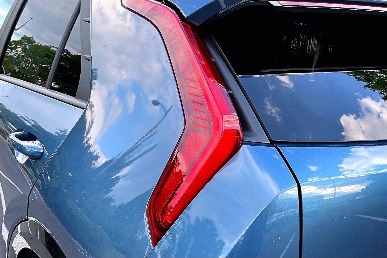 Used 2024 Kia Niro Wind FWD image 26