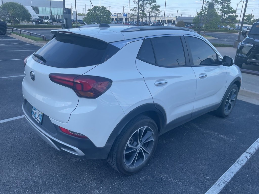 Used 2023 Buick Encore GX Select image 3