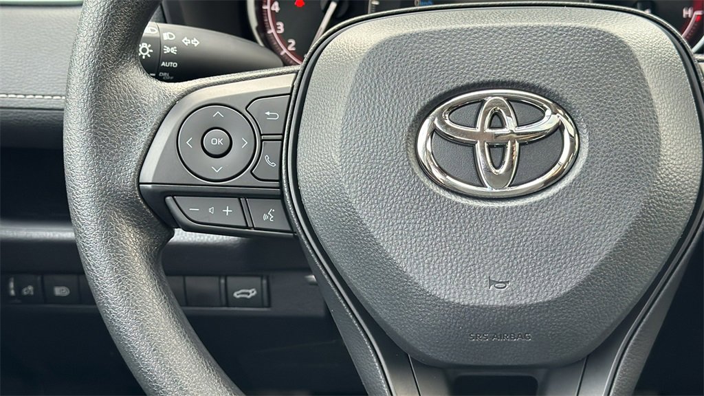 New 2025 Toyota RAV4 XLE image 27