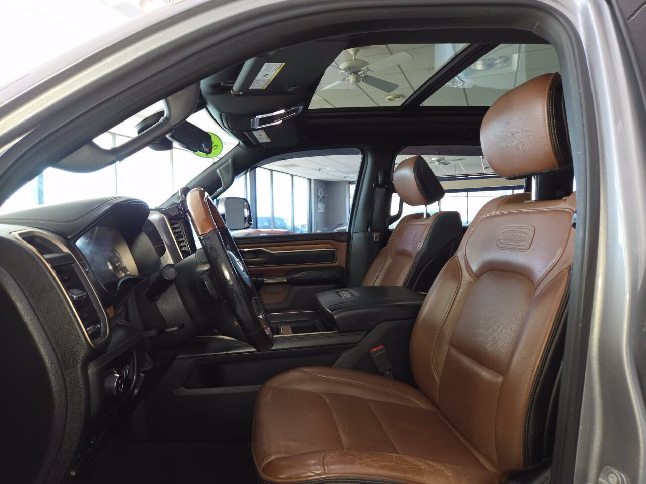 Used 2019 RAM 1500 Limited AWD/4WD image 23