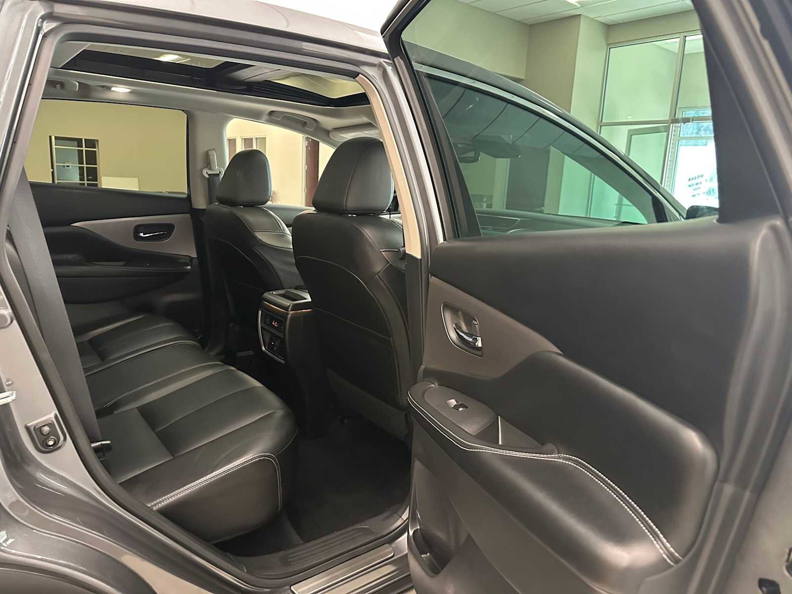 Used 2022 Nissan Murano SL w/ SL Moonroof Package AWD/4WD image 26