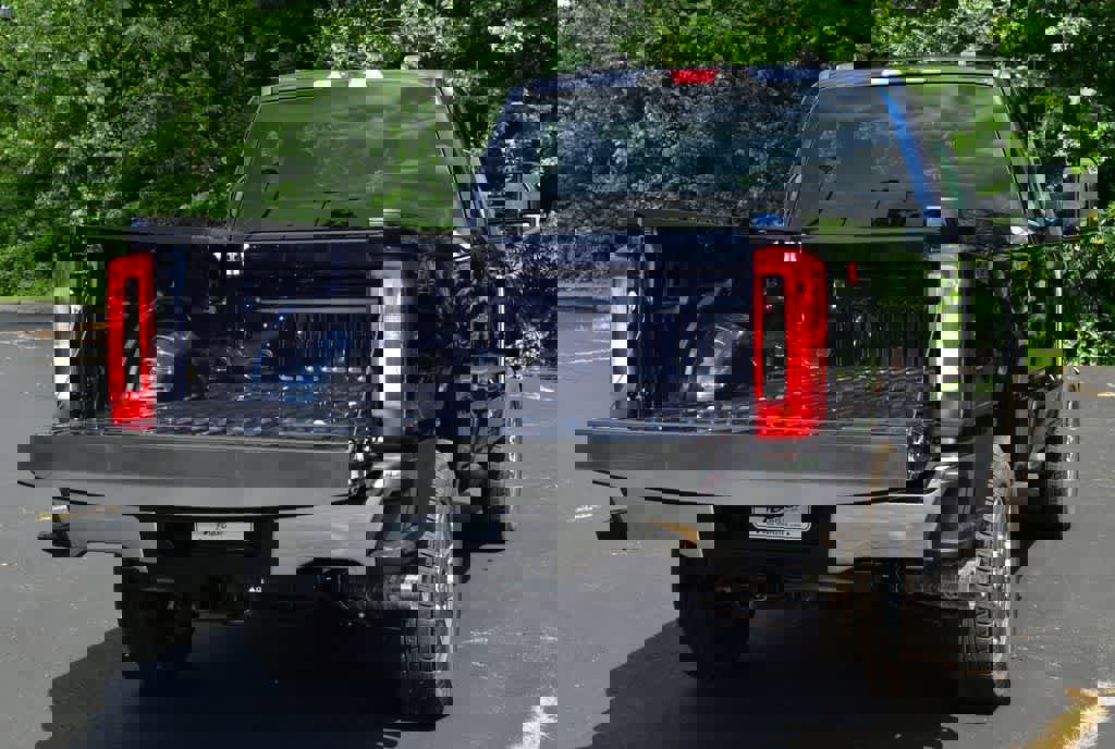 New 2025 Ford F250 XLT w/ F-250 >10K GVWR Package image 12
