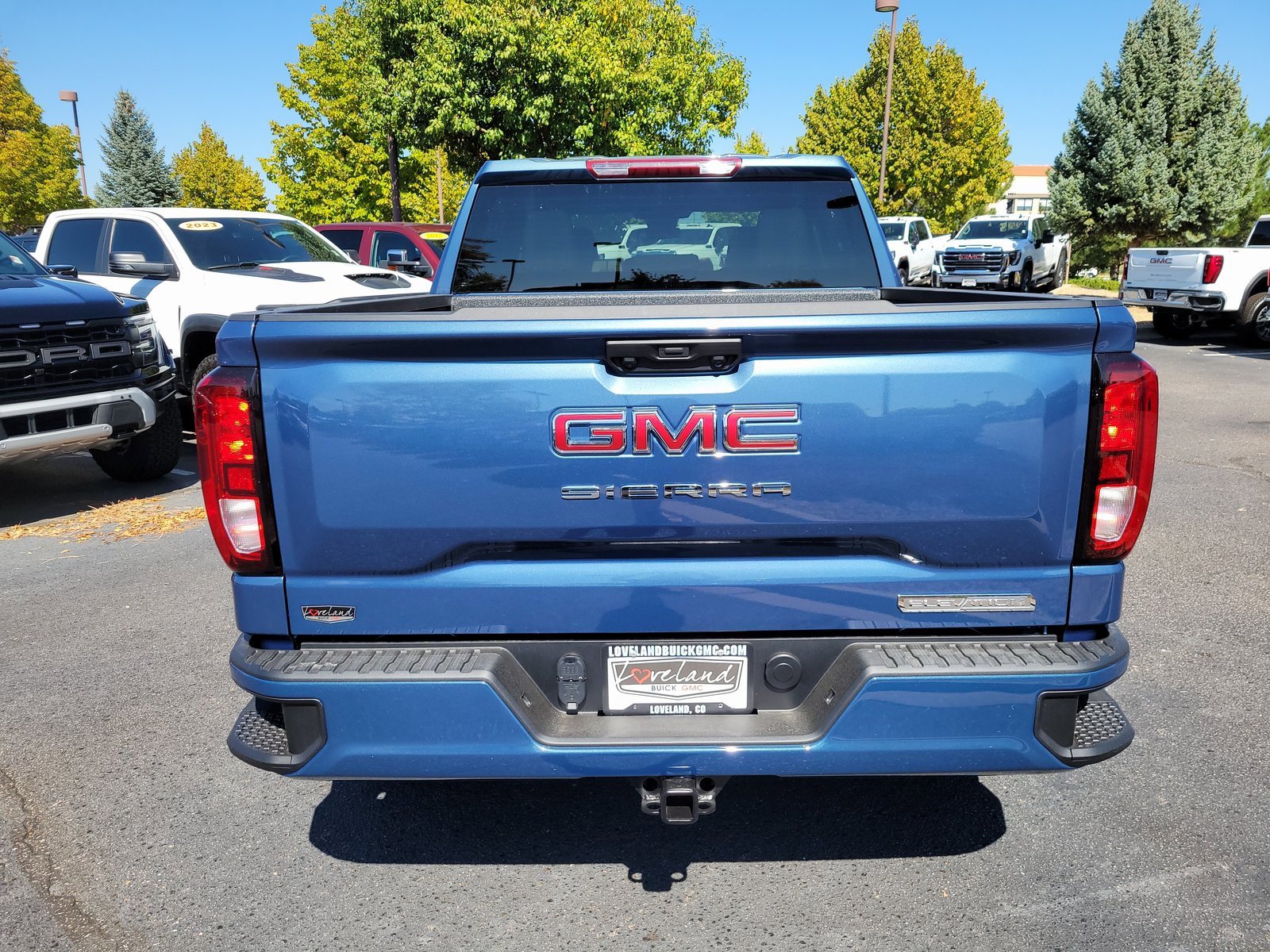 New 2026 GMC Sierra 1500 Elevation image 9