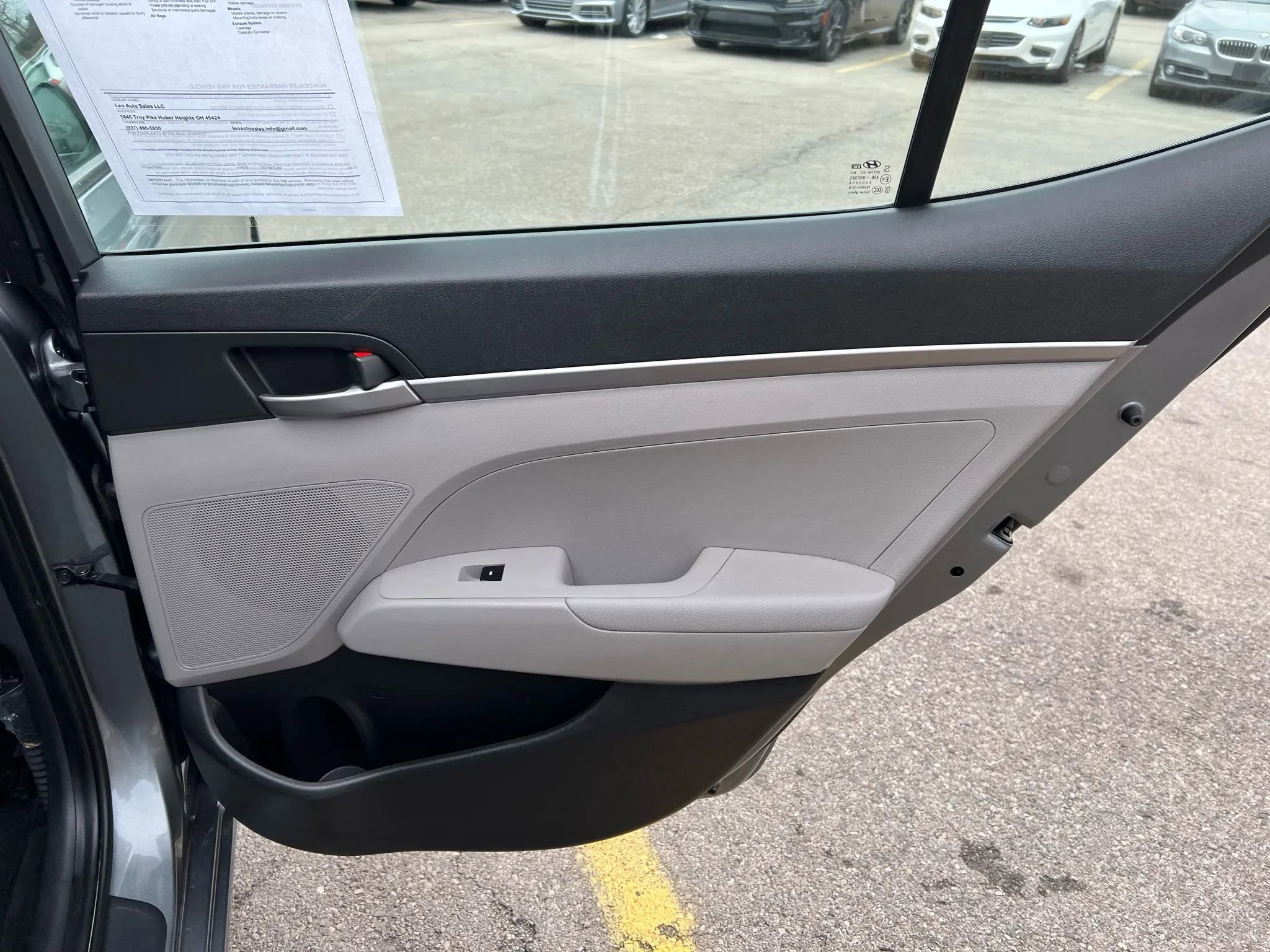 Used 2017 Hyundai Elantra SE image 26