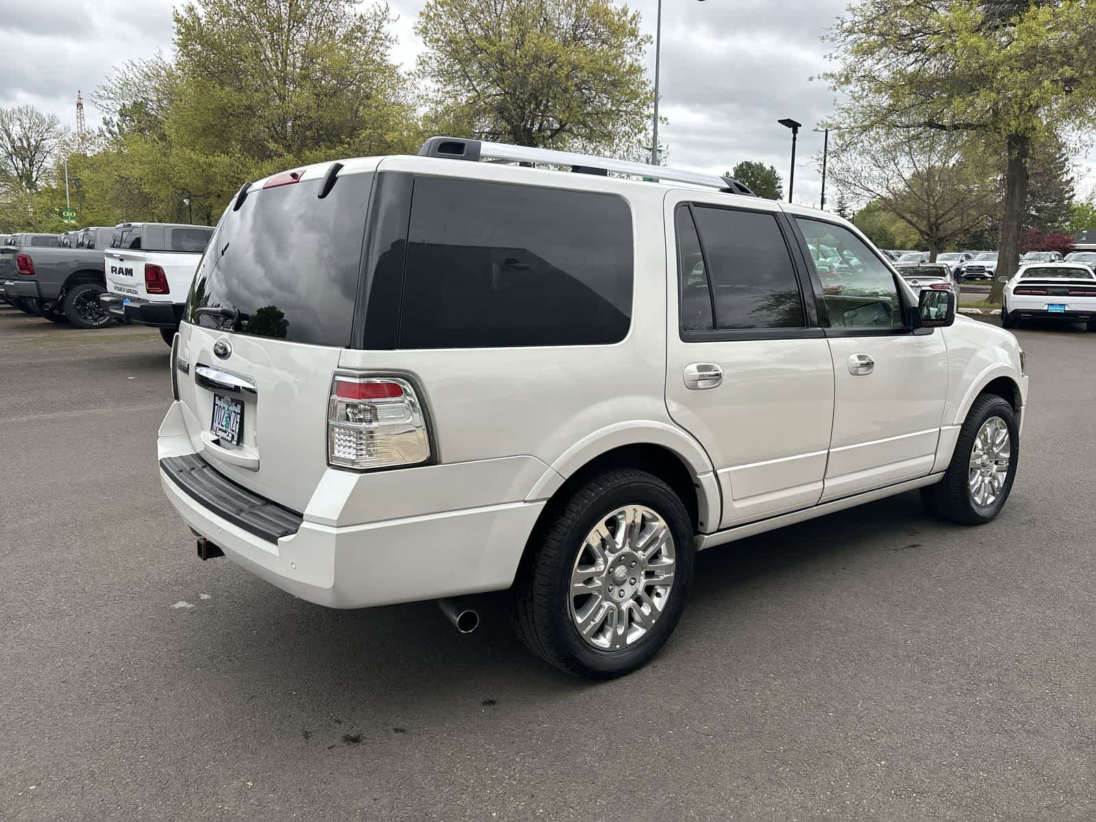 Used 2013 Ford Expedition Limited AWD/4WD image 4