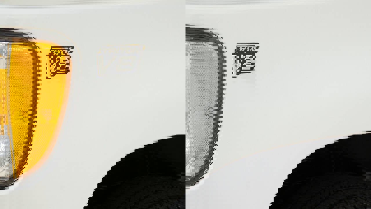 Used 2001 Ford E-350 and Econoline 350 XLT image 15