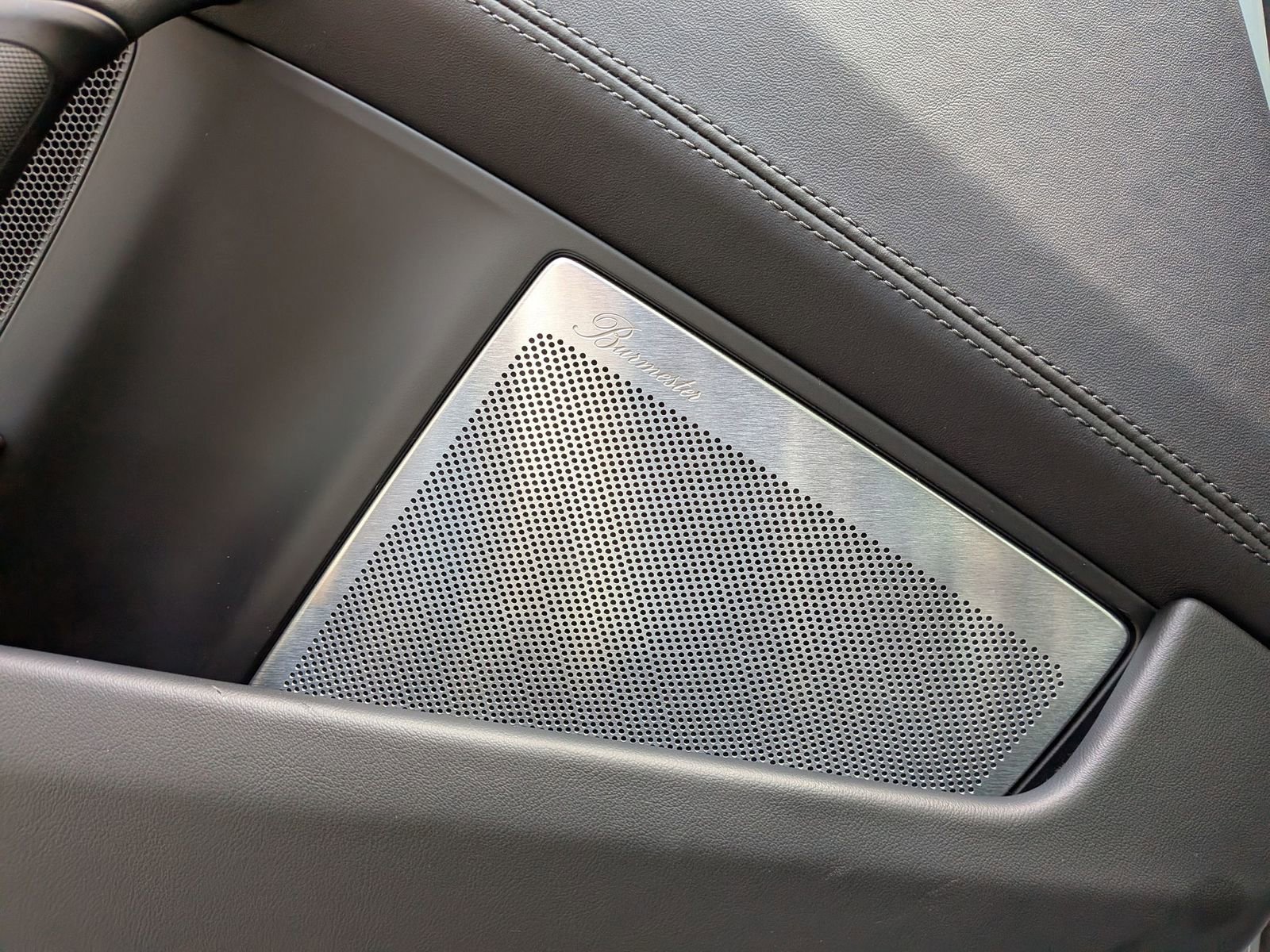 Certified 2025 Porsche 911 Carrera 4 GTS image 14