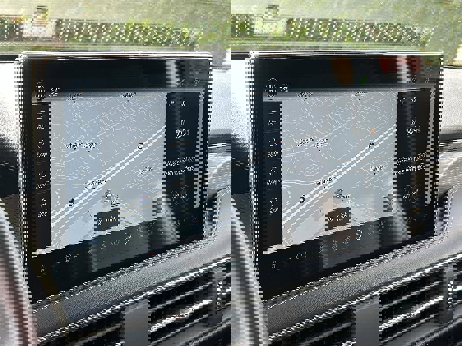 Used 2023 Lincoln Corsair Reserve w/ Equipment Group 202A image 17