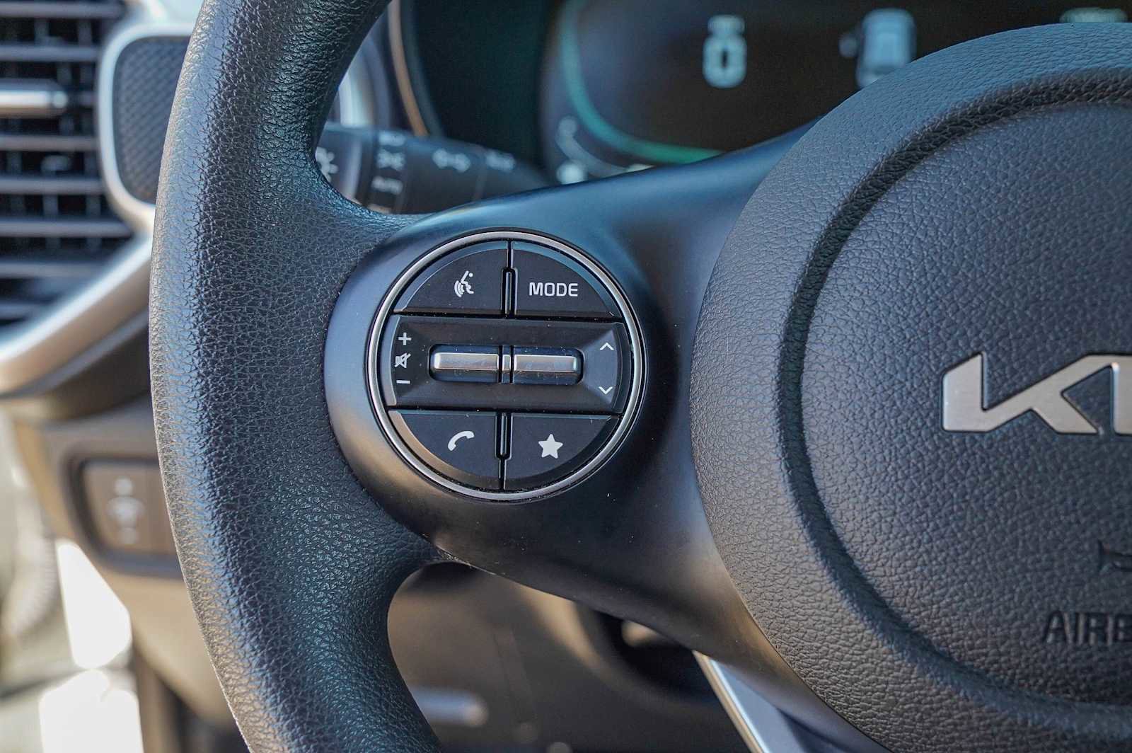 Used 2024 Kia Soul LX image 13