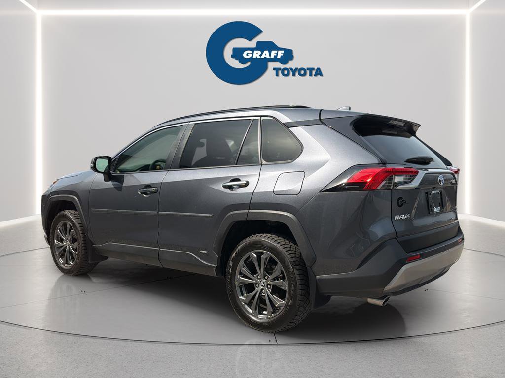 Used 2022 Toyota RAV4 Limited AWD/4WD image 4