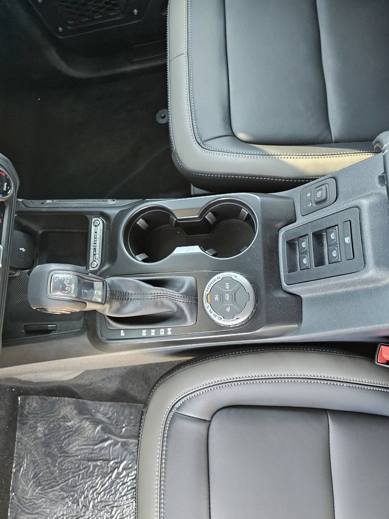 New 2026 Ford Bronco Outer Banks AWD/4WD image 29