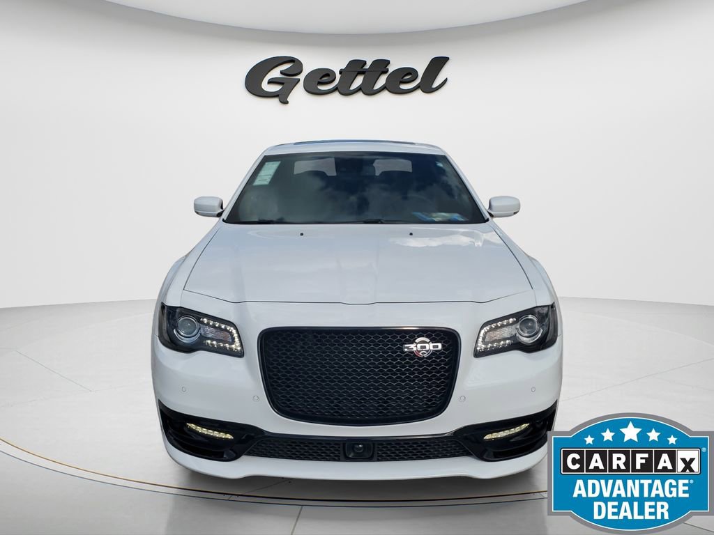 Used 2023 Chrysler 300 C image 17