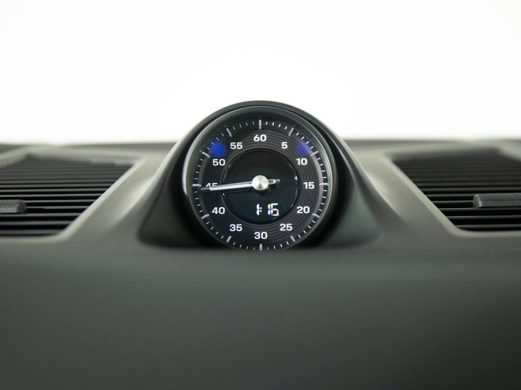 New 2026 Porsche Cayenne S image 26