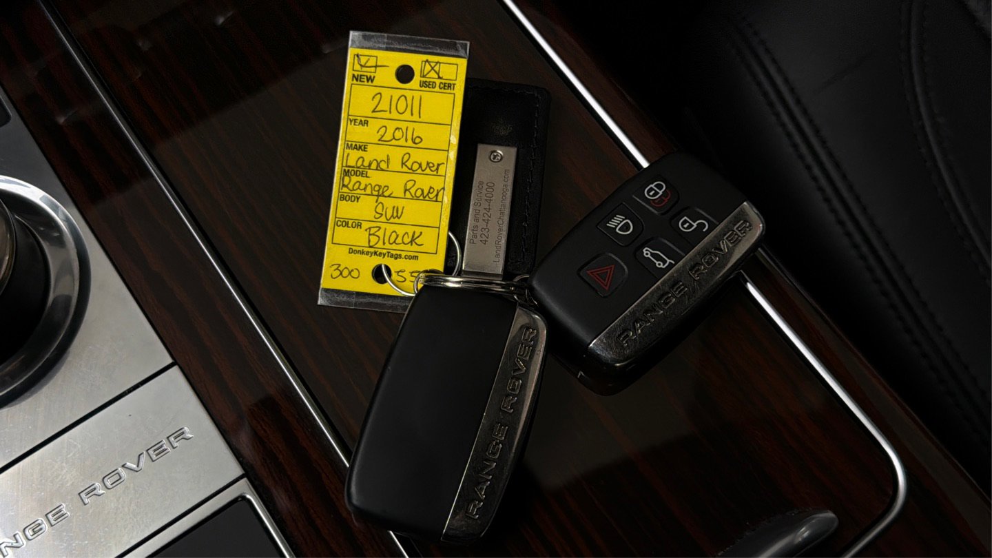 Used 2016 Land Rover Range Rover HSE image 35