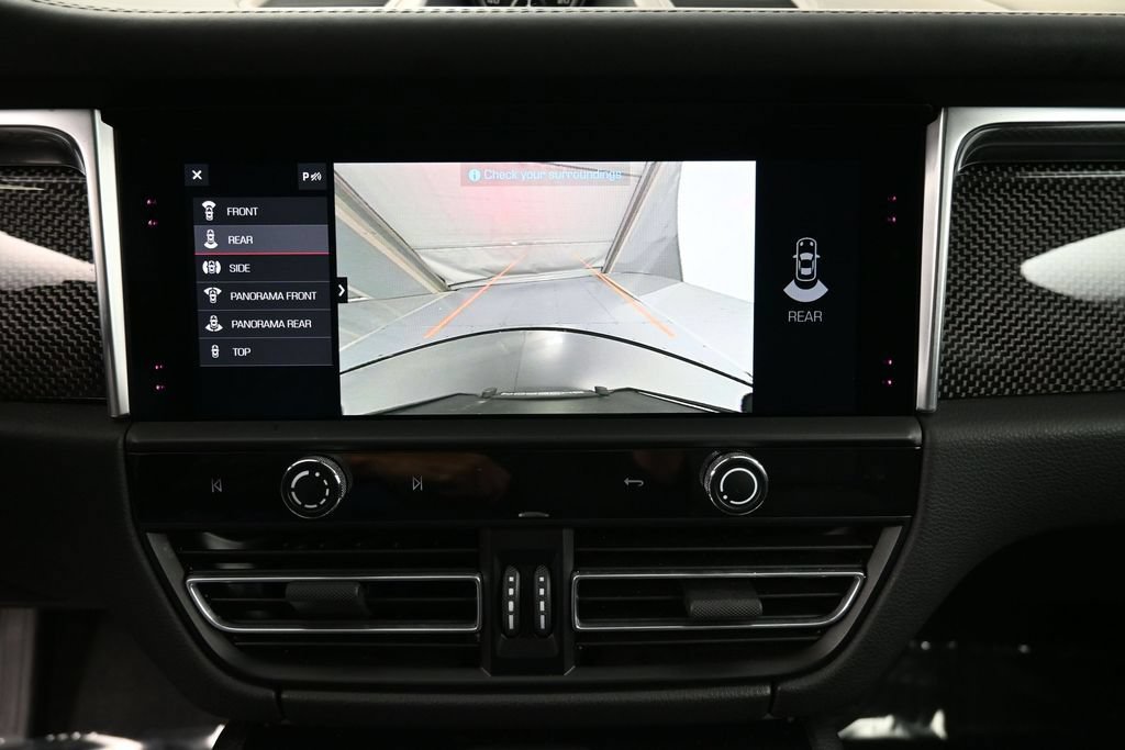 Certified 2024 Porsche Macan GTS AWD/4WD image 21