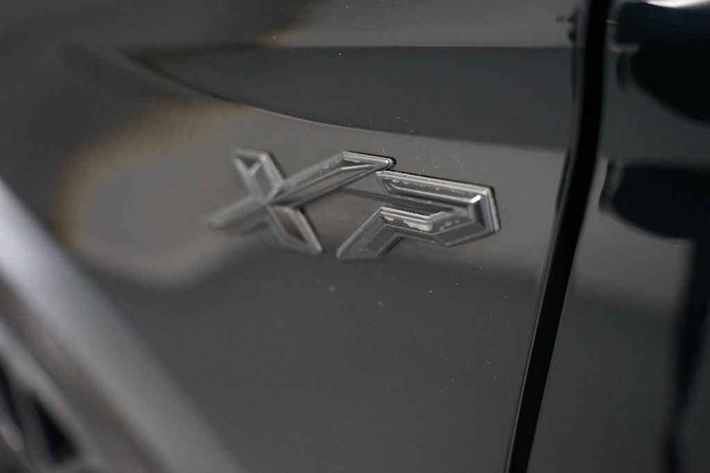 Used 2024 Toyota Camry SE image 11