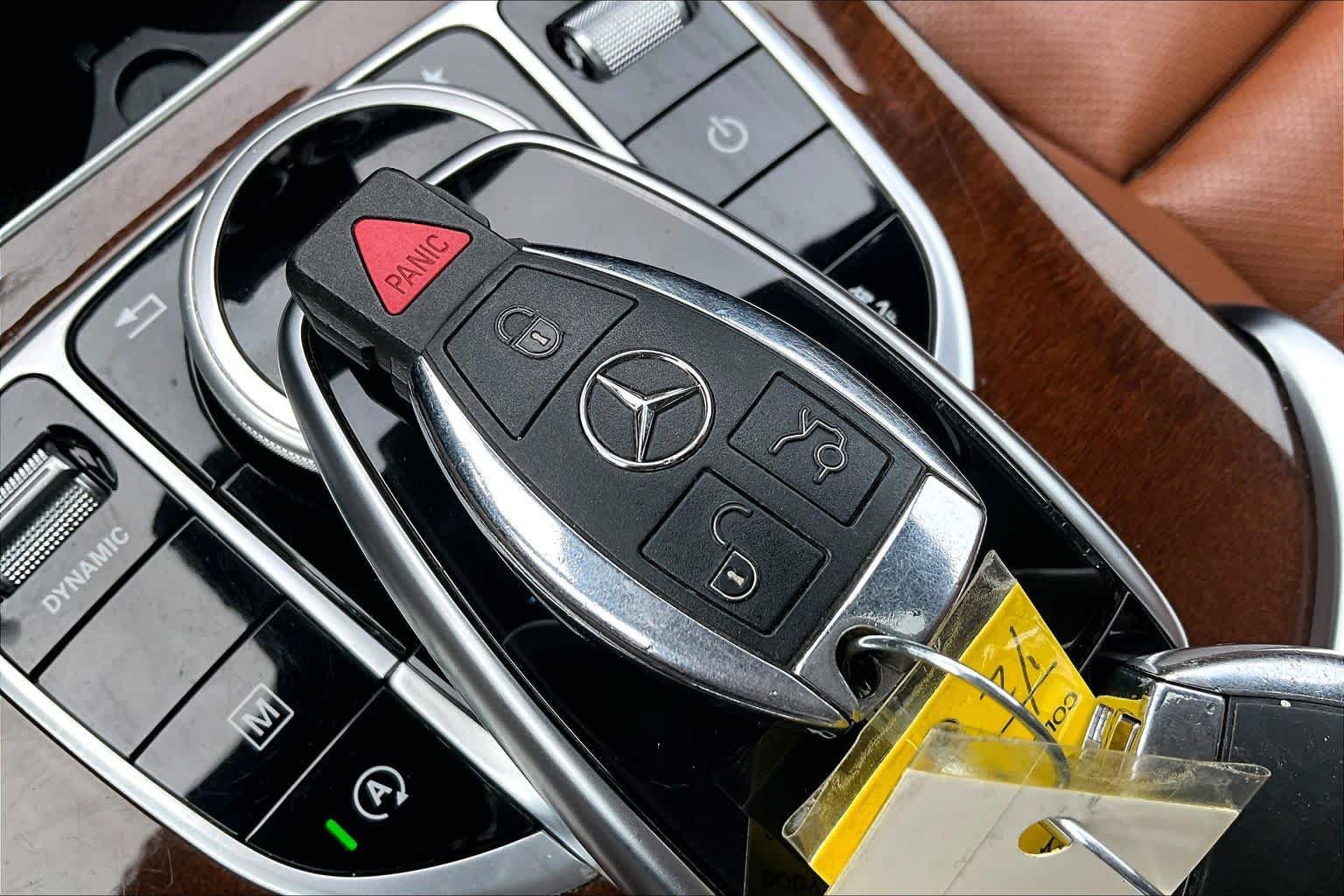 Used 2019 Mercedes-Benz GLC 300 4MATIC image 15