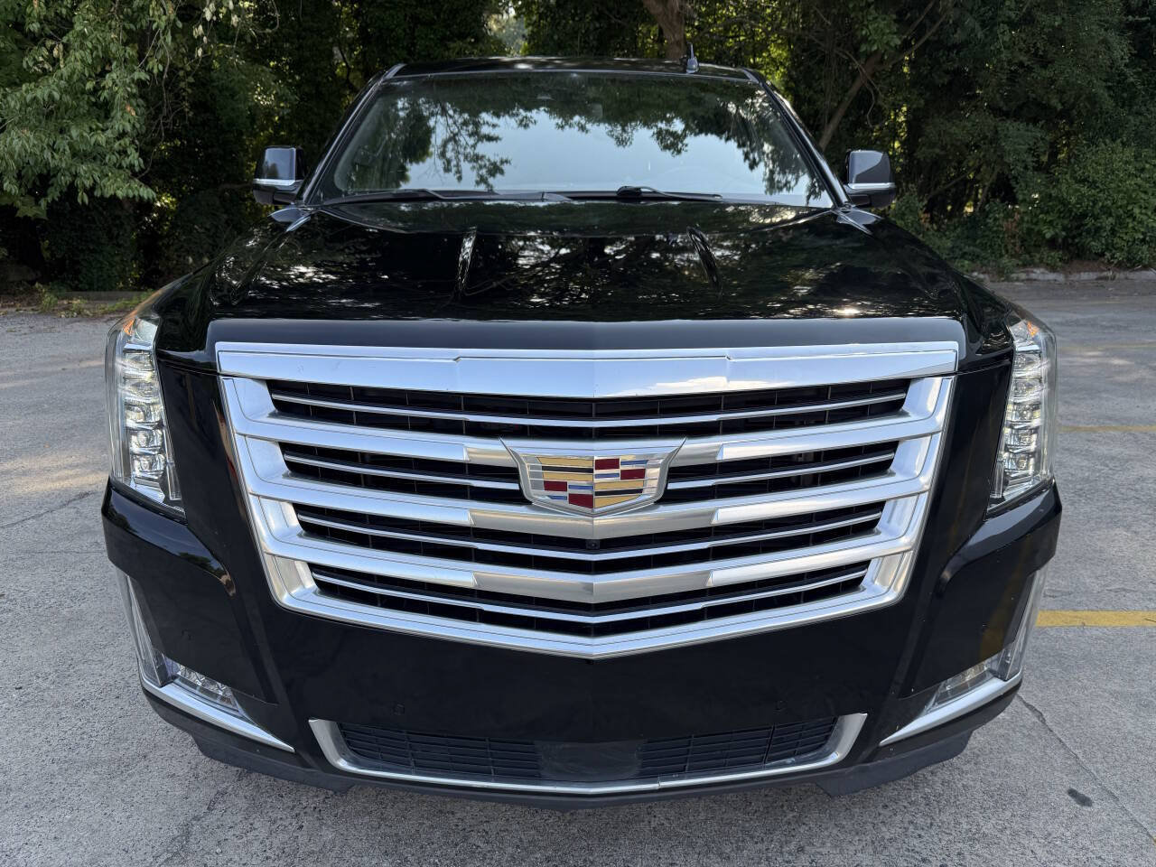 Used 2017 Cadillac Escalade ESV Platinum AWD/4WD image 6