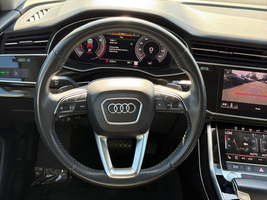 Used 2019 Audi Q8 Premium Plus w/ Premium Plus AWD/4WD image 24