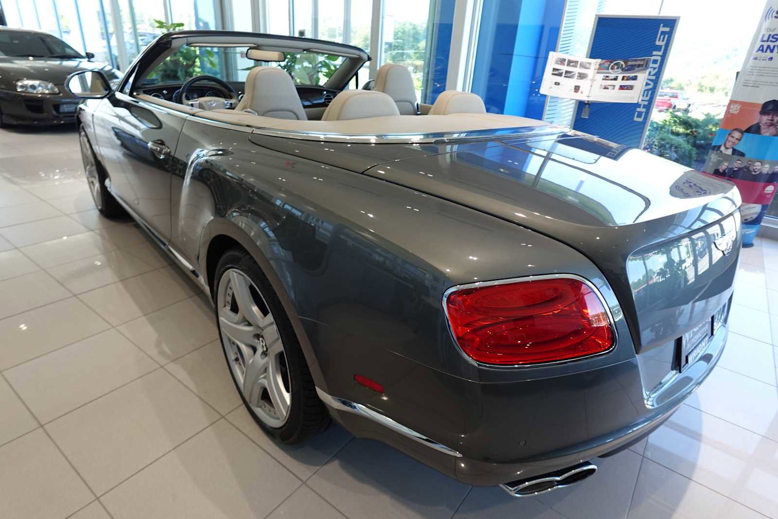 Used 2014 Bentley Continental GT image 9