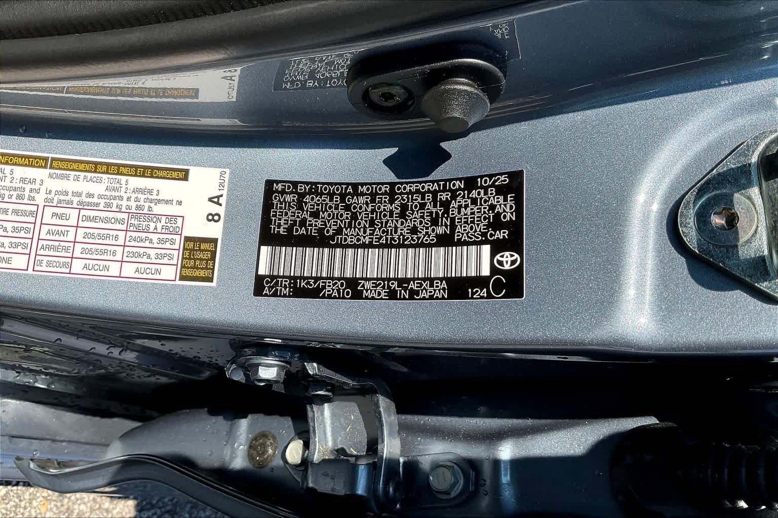 Used 2026 Toyota Corolla LE FWD image 33