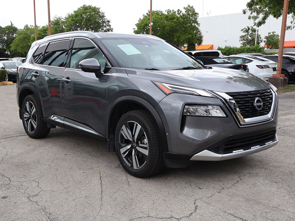 Used 2023 Nissan Rogue Platinum w/ Platinum Premium Package FWD image 9