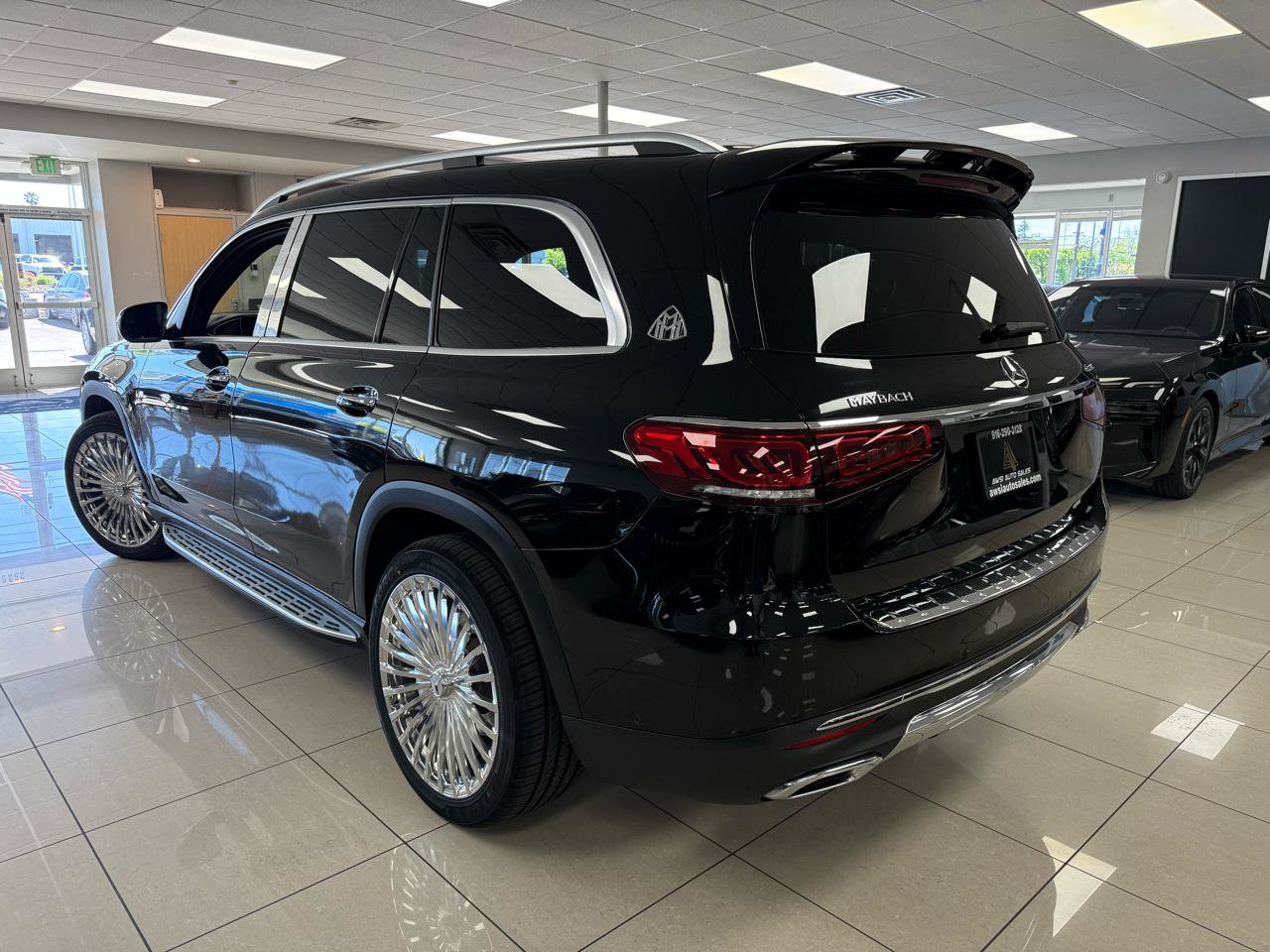 Used 2020 Mercedes-Benz GLS 450 4MATIC w/ Convenience Package image 2