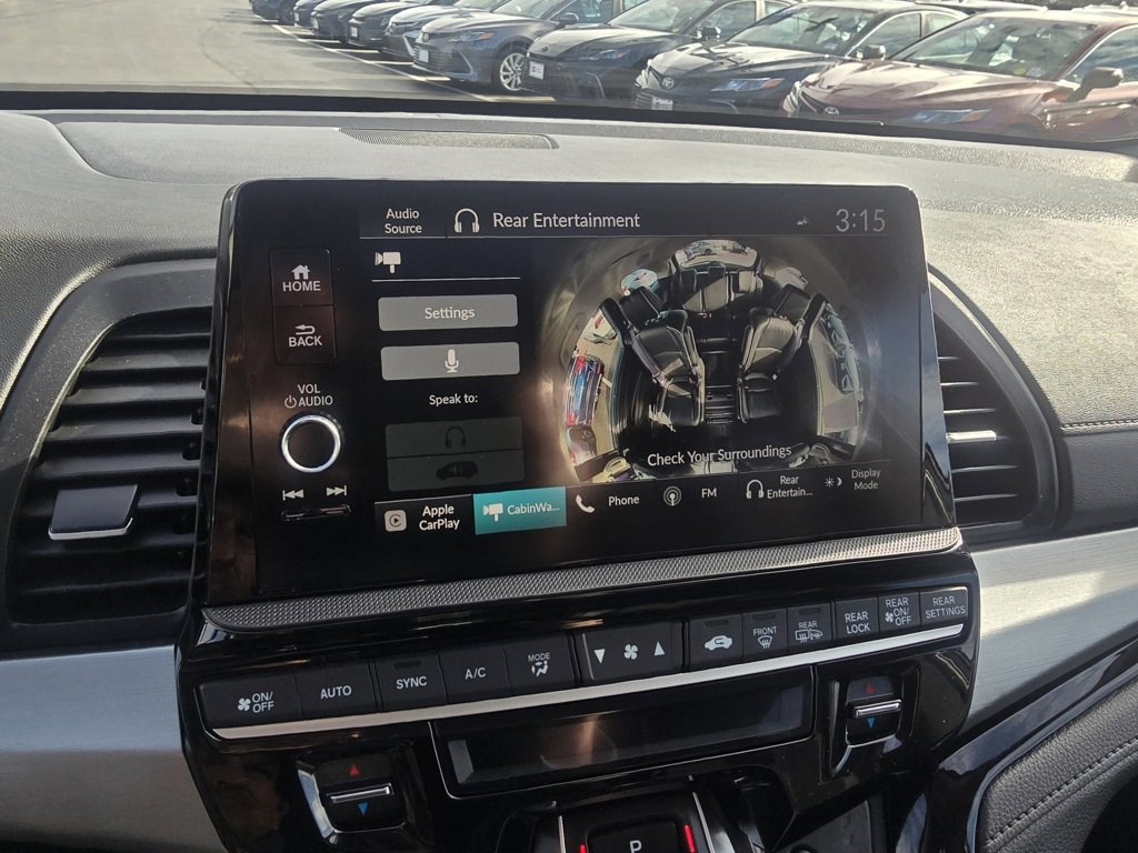 Used 2025 Honda Odyssey Touring image 24