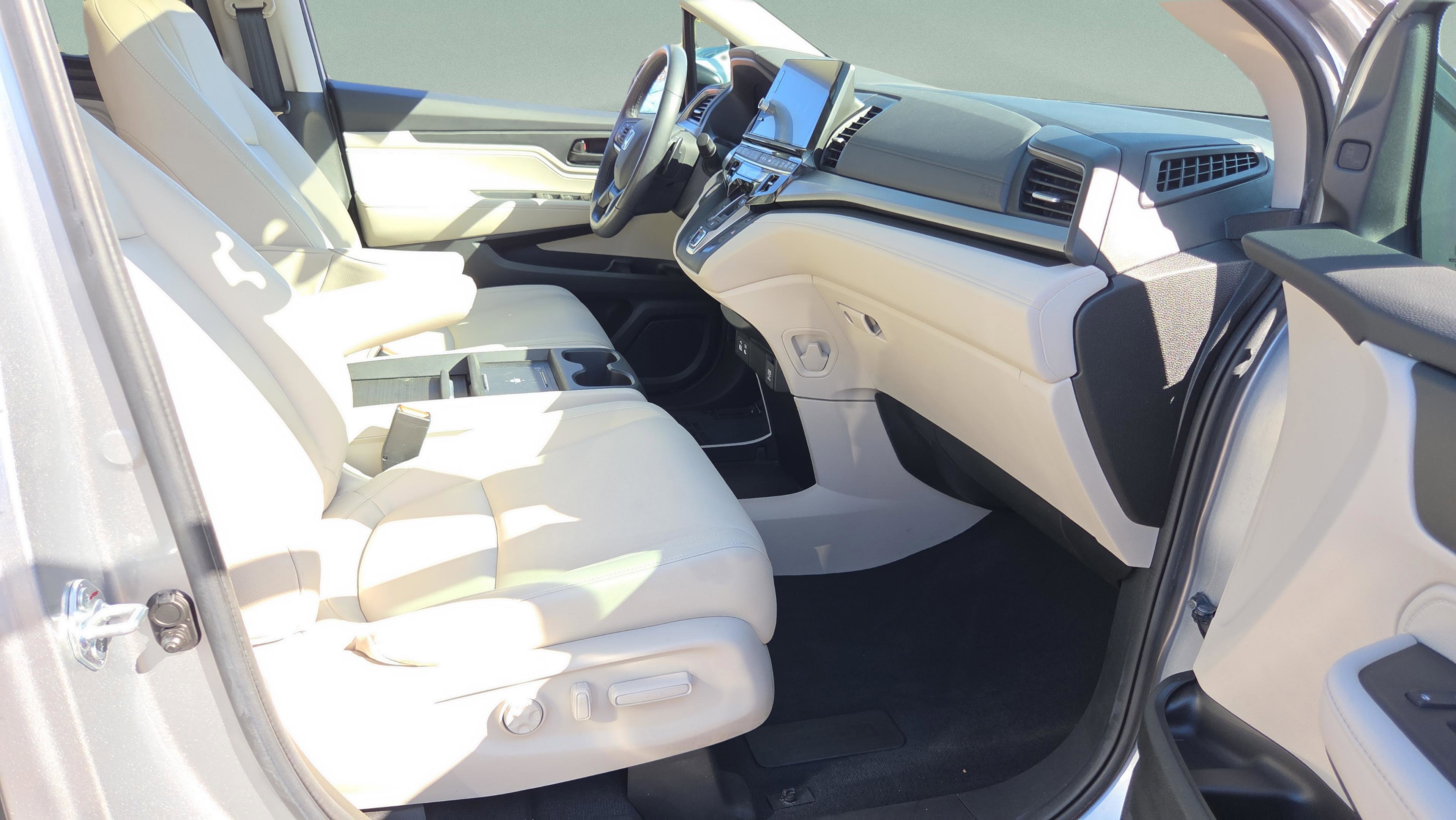 Certified 2025 Honda Odyssey EX-L image 23