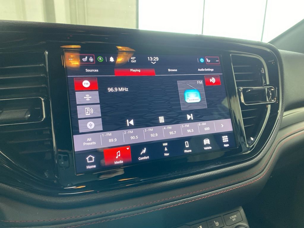 Used 2025 Dodge Durango R/T image 27