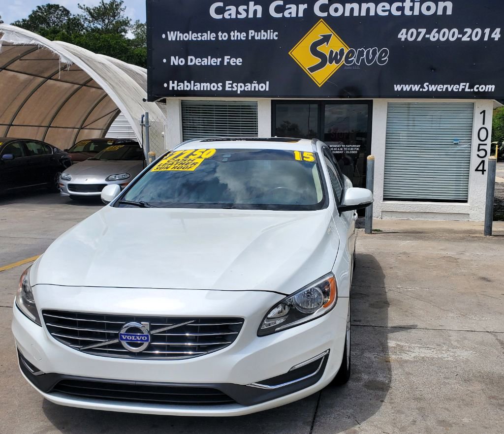 Used 2015 Volvo V60 T5 Premier FWD image 2