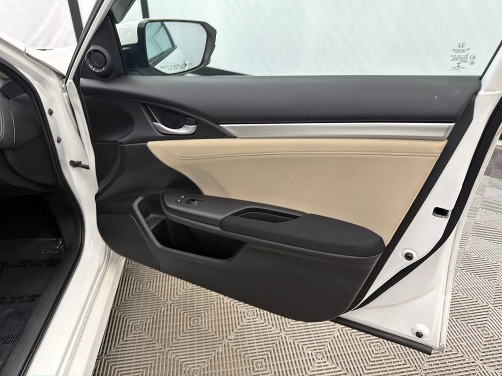 Used 2019 Honda Civic EX image 15