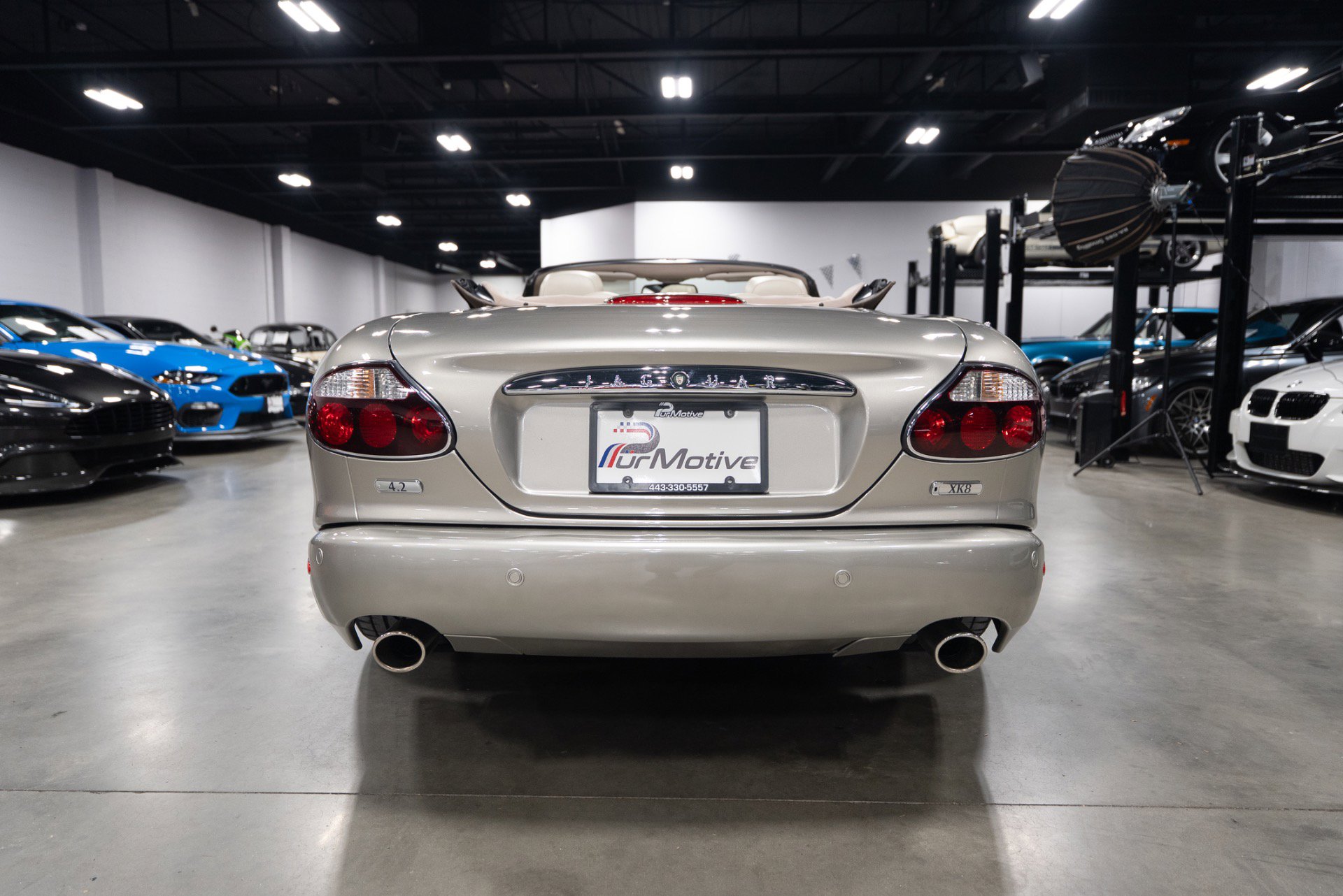 Used 2006 Jaguar XK8 Convertible image 31