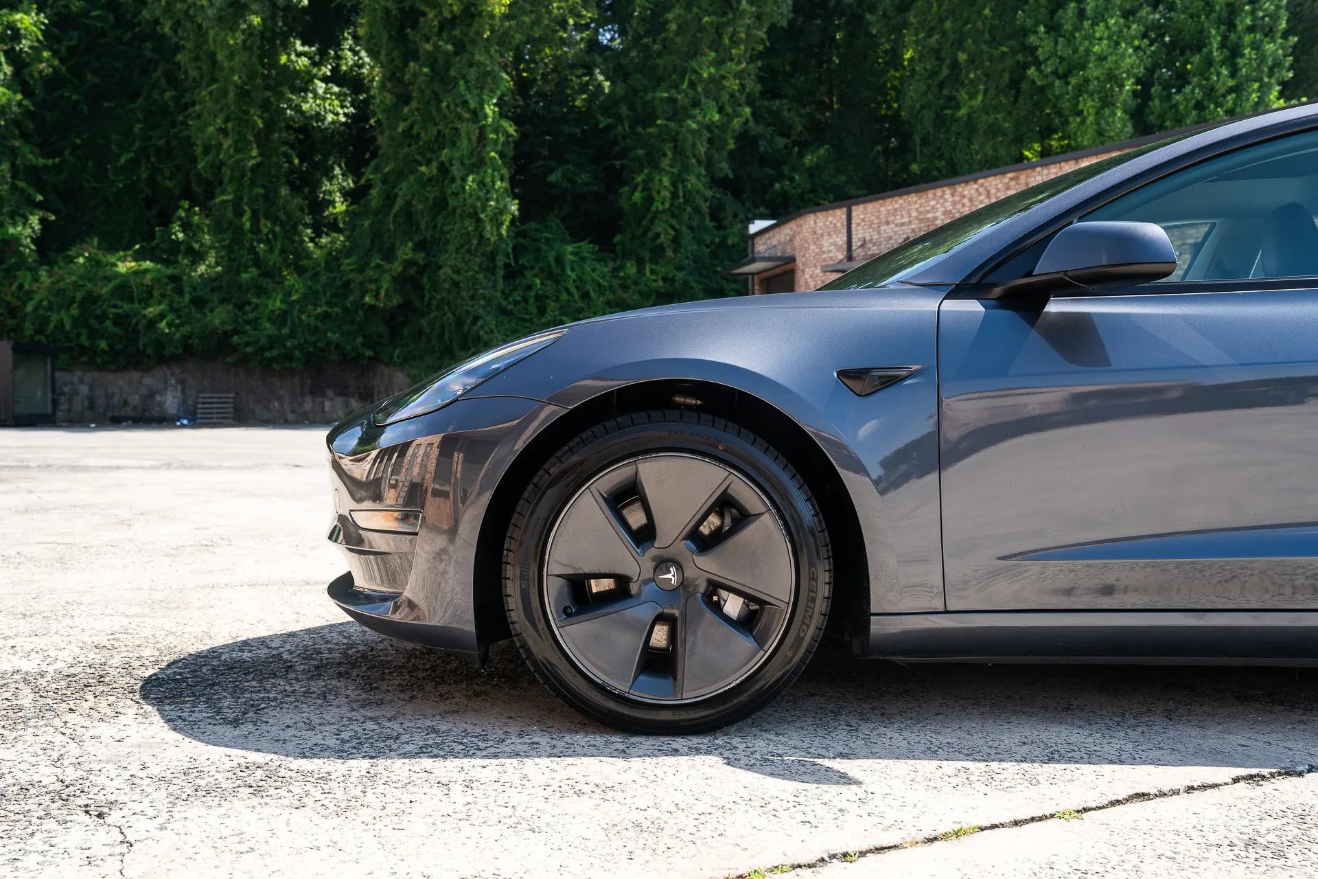 Used 2023 Tesla Model 3 Standard Range RWD image 3