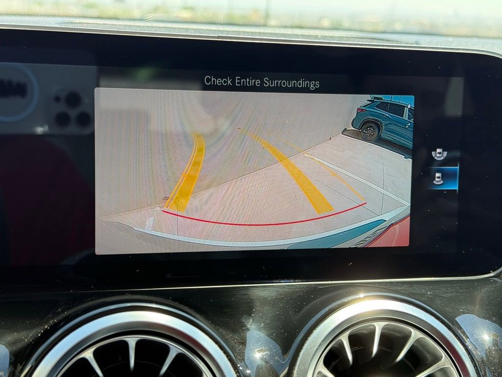 Used 2020 Mercedes-Benz GLB 250 image 21