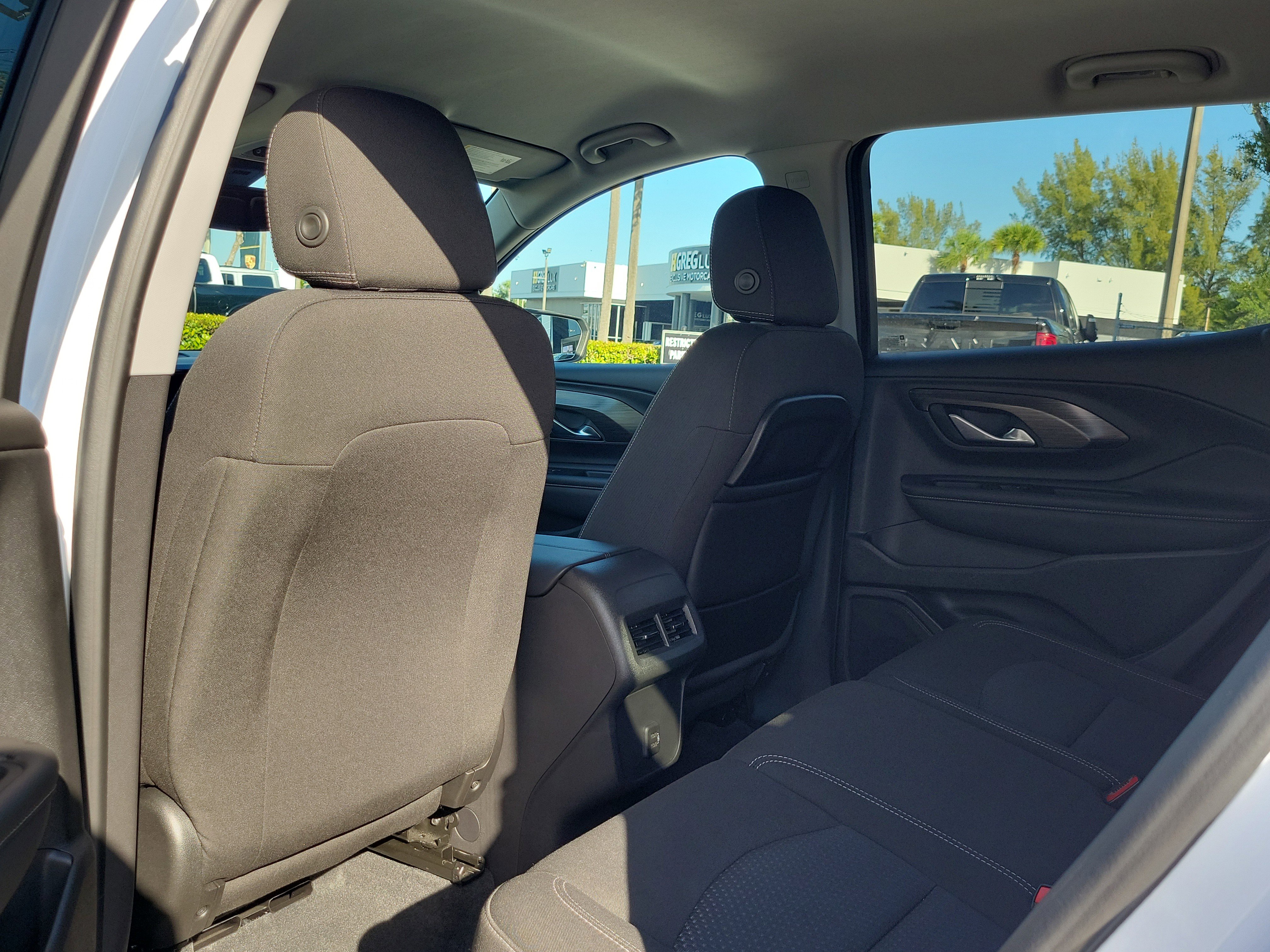 Used 2022 GMC Terrain SLE w/ Driver Convenience Package FWD image 14