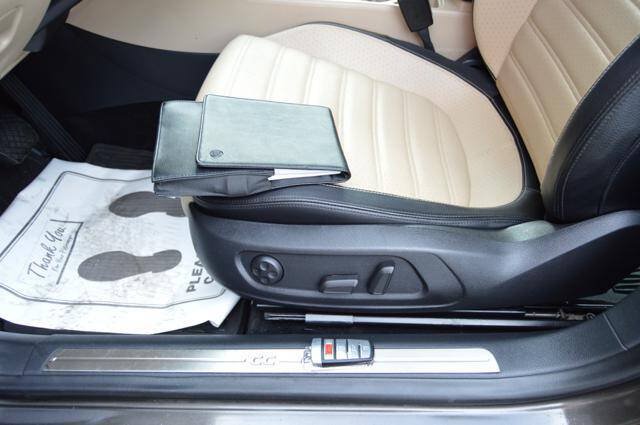 Used 2013 Volkswagen CC Sport FWD image 29