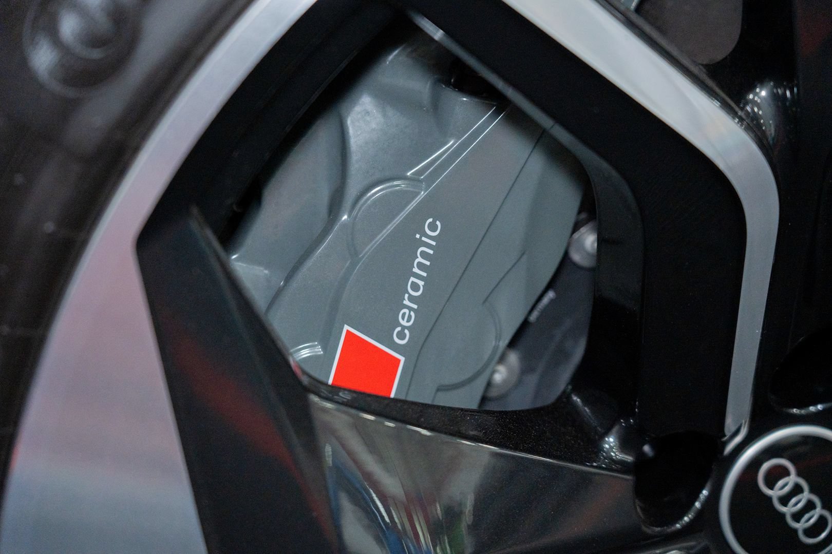 Used 2023 Audi RS Q8 w/ Black Optic Package AWD/4WD image 17