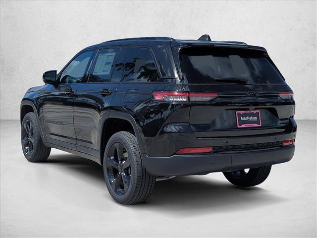 New 2025 Jeep Grand Cherokee Limited w/ Black Appearance Package RWD image 9