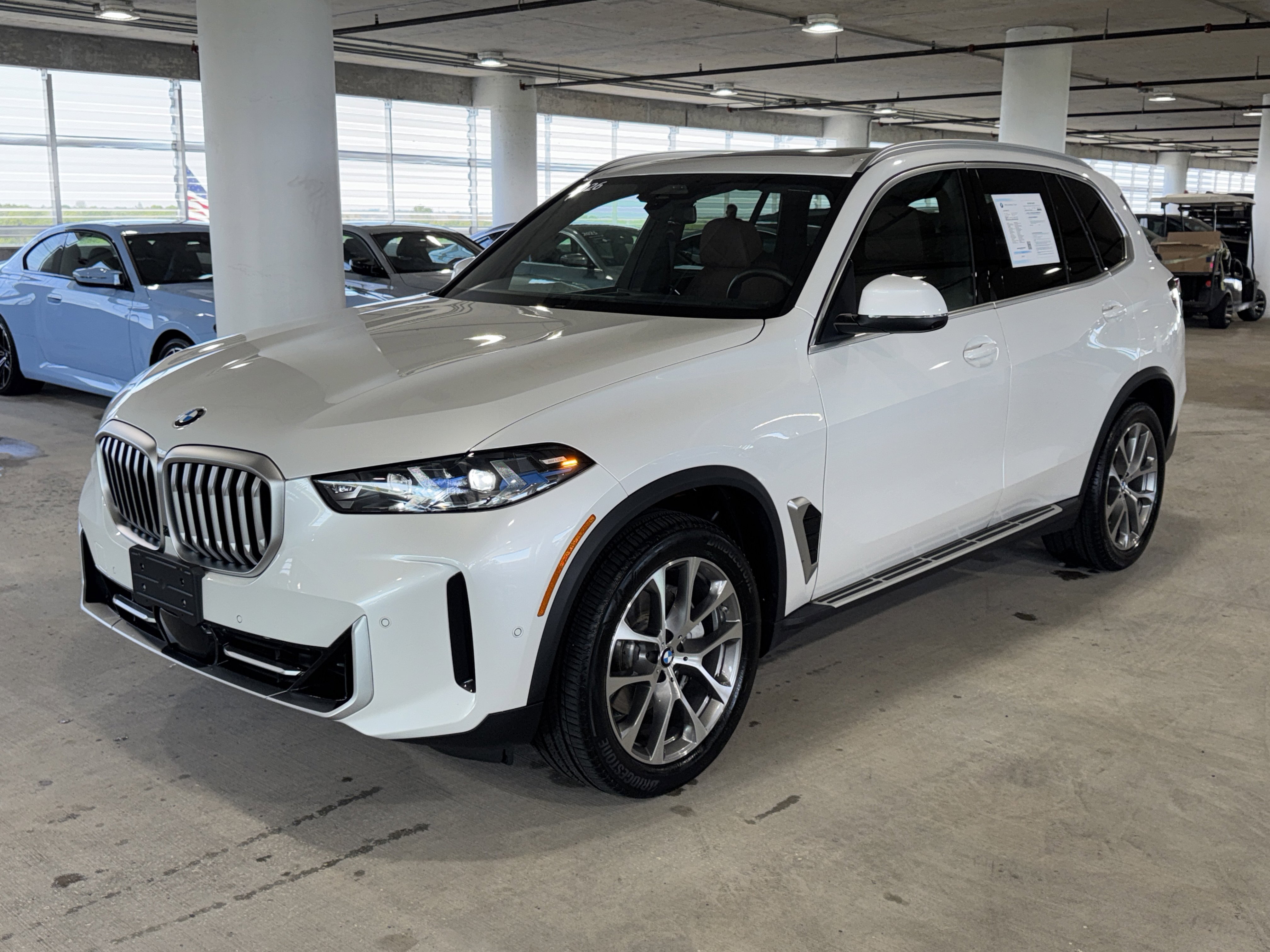 Used 2026 BMW X5 xDrive40i w/ Climate Comfort Package image 4