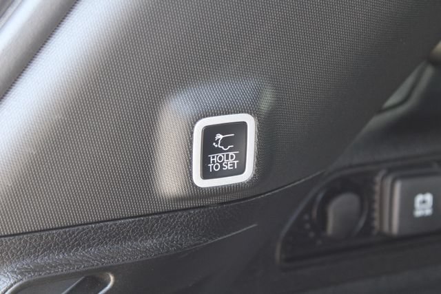 Used 2025 Jeep Grand Cherokee Altitude RWD image 45