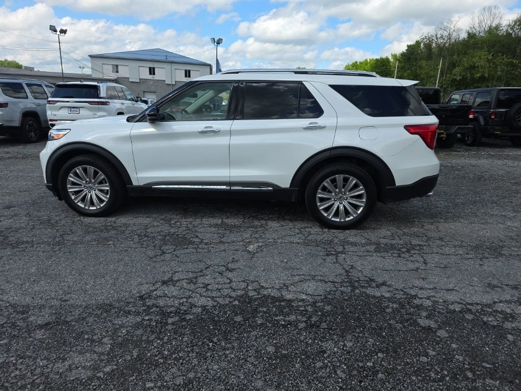 Used 2021 Ford Explorer Limited w/ Equipment Group 301A AWD/4WD image 7