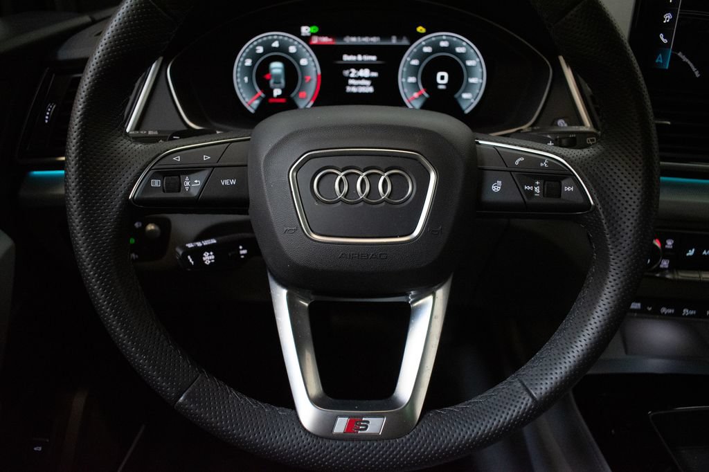 Used 2024 Audi Q5 2.0T Prestige AWD/4WD image 12
