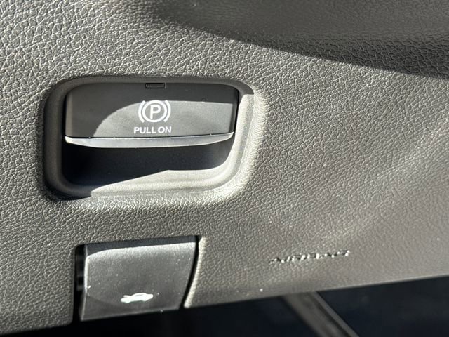 Used 2025 Jeep Grand Cherokee Altitude image 22