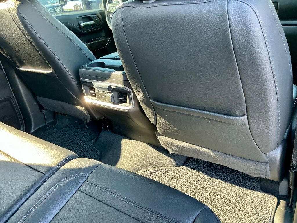 Used 2022 GMC Sierra 3500 Denali w/ Denali Ultimate Package image 26
