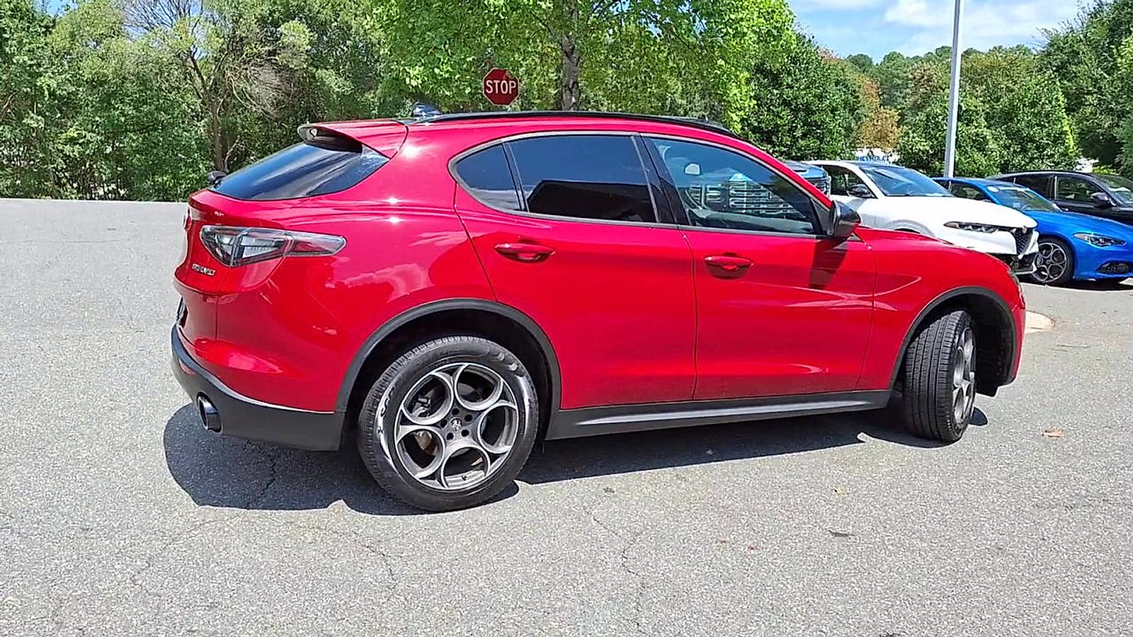 Used 2024 Alfa Romeo Stelvio Sprint image 8
